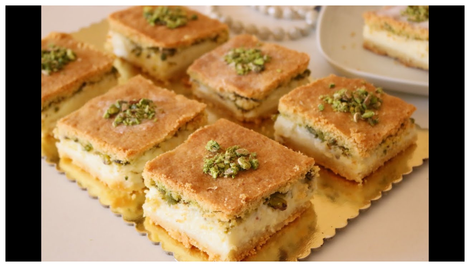 حلوى شهية معمول مد بالفستق حلوة